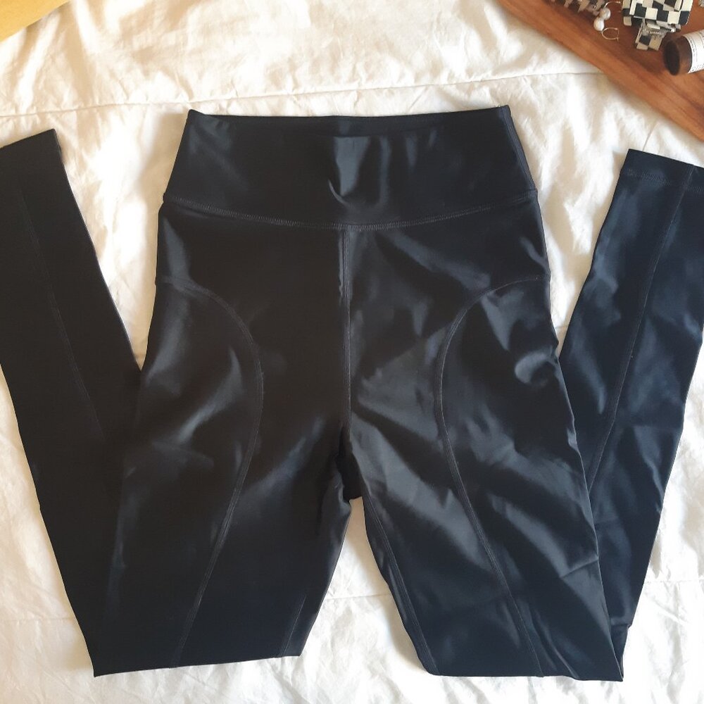 Wilfred Black Corrigan Leggings